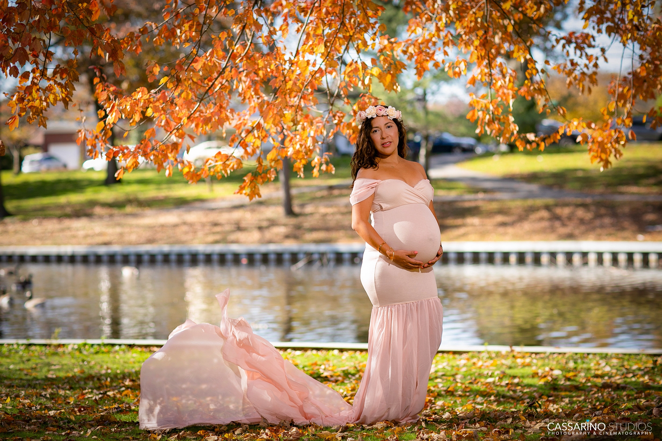 Expecting mother photography Long Island Cassarino Studios